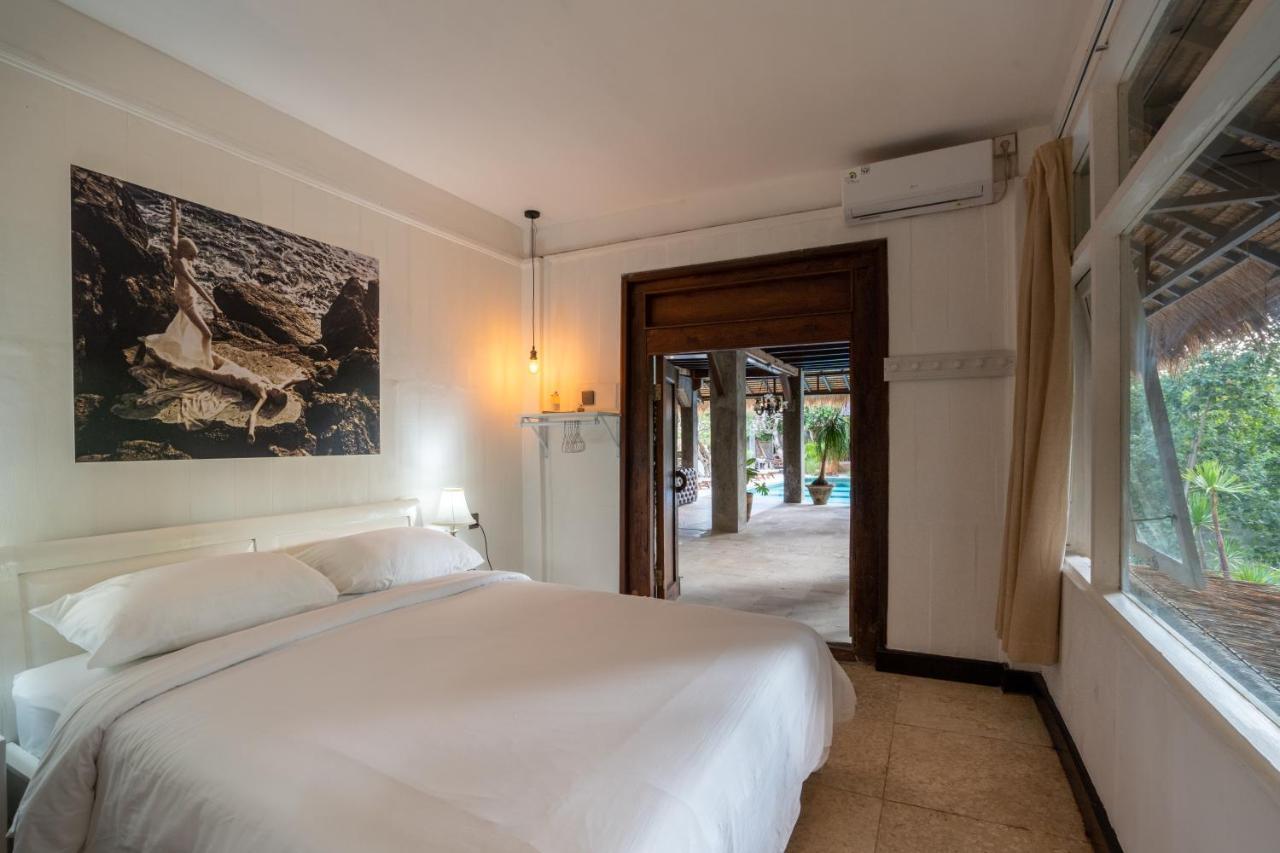 The Corduroy Hotel